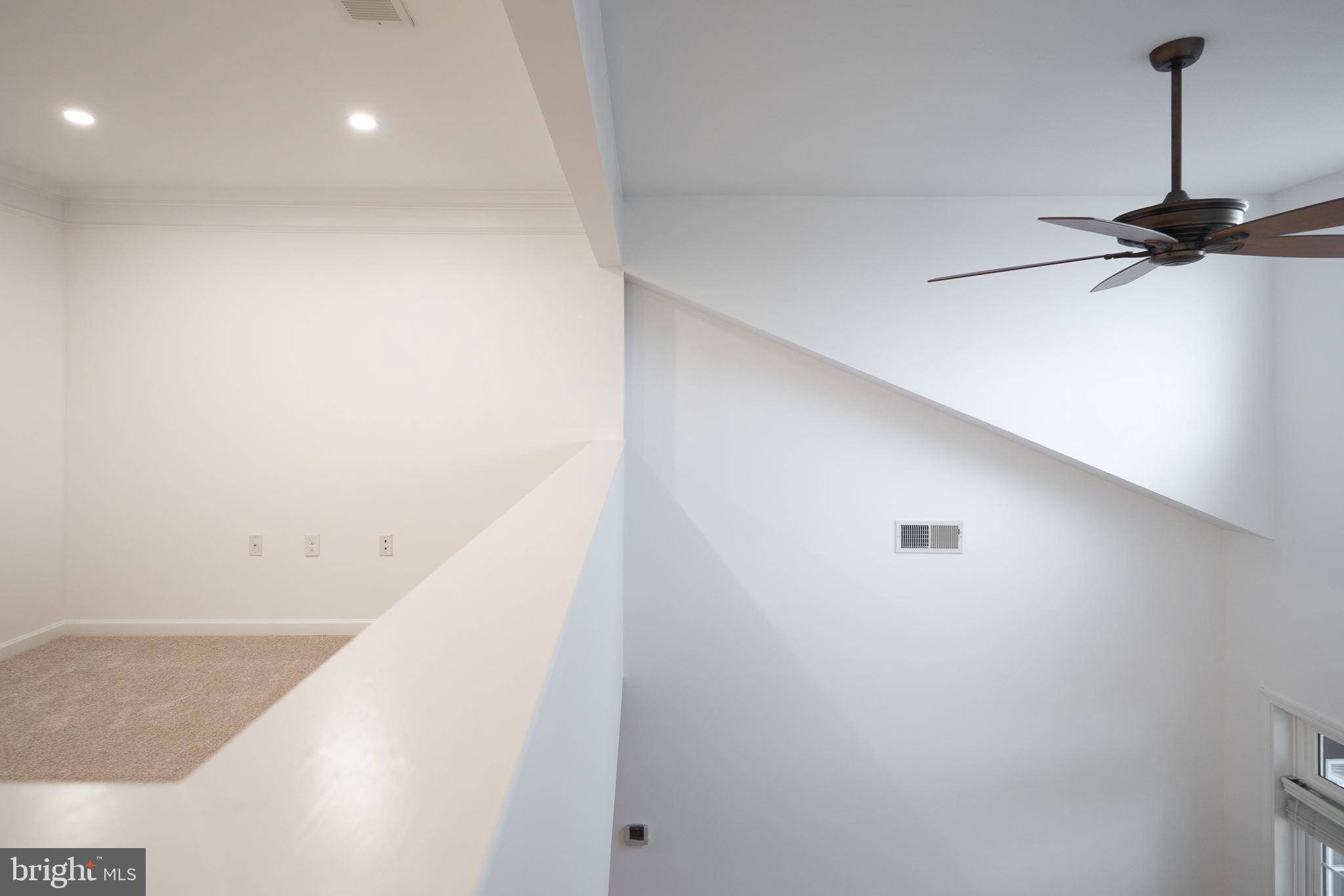 512 SUNSET VIEW TERRACE SE 402