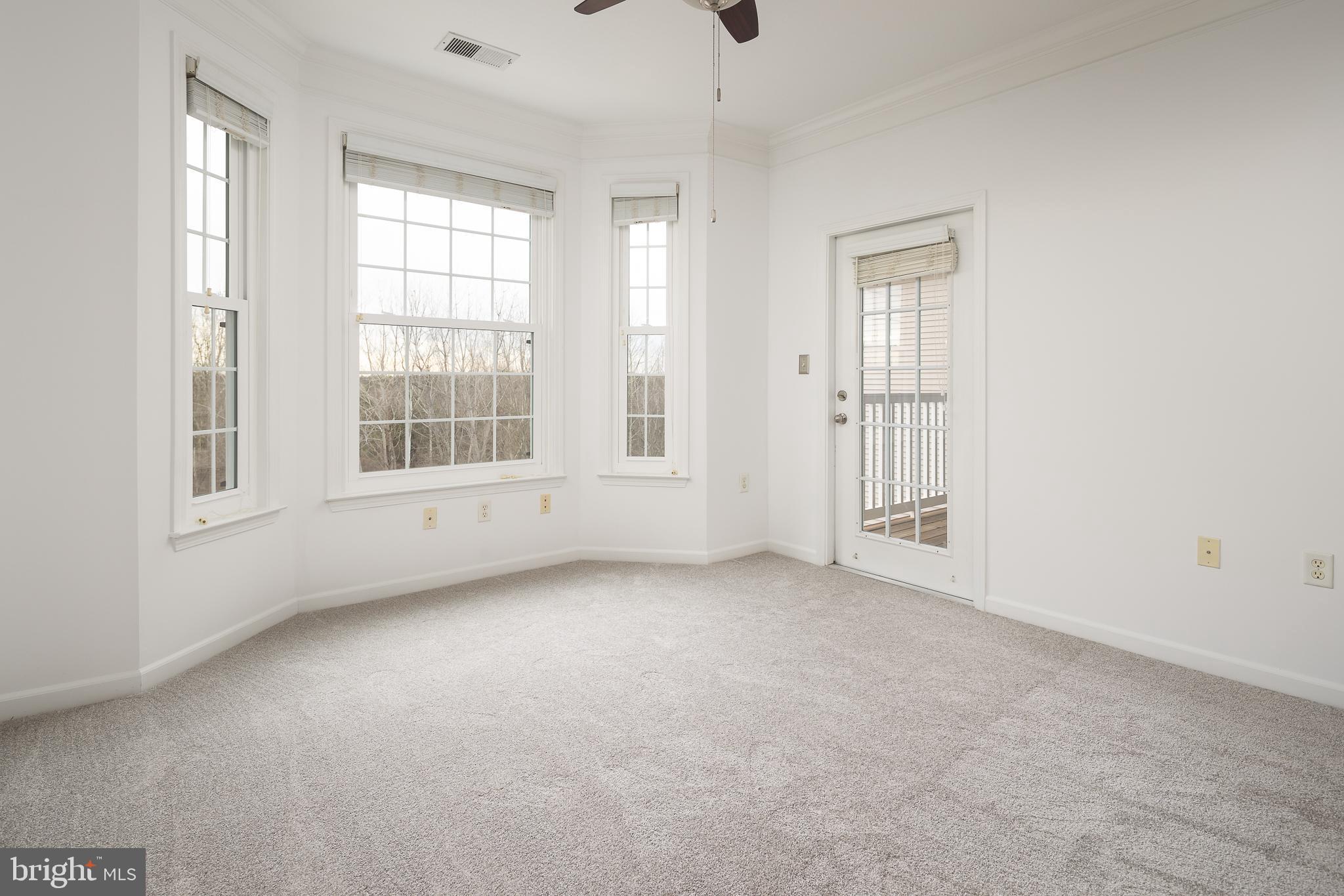 512 SUNSET VIEW TERRACE SE 402