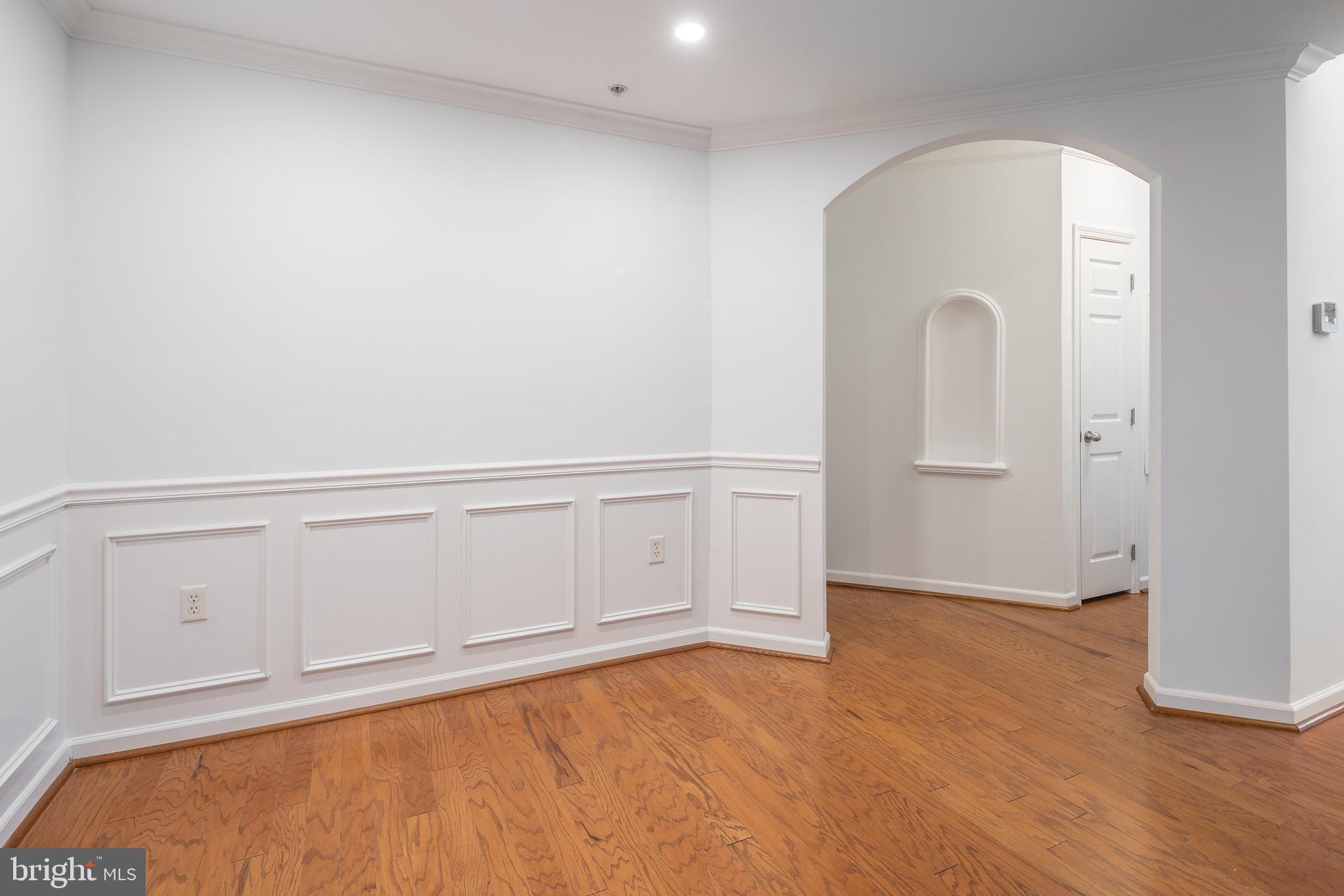 512 SUNSET VIEW TERRACE SE 402