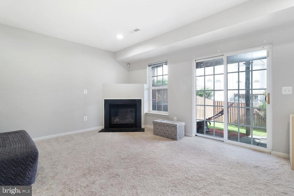 42754 MONTEVISTA SQUARE