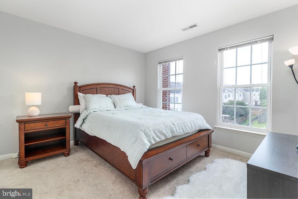 42754 MONTEVISTA SQUARE