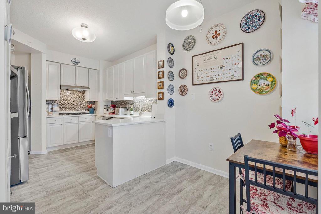 19350 MAGNOLIA SQUARE 308