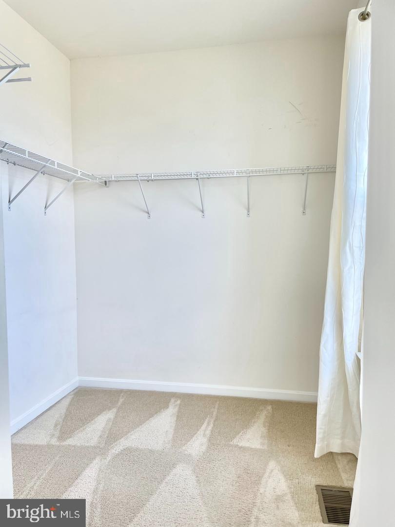 43913 CENTERGATE DRIVE