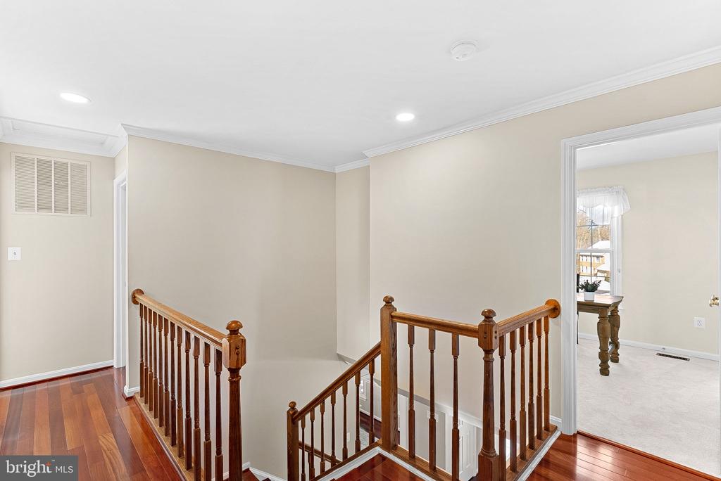 5 GRISWOLD COURT