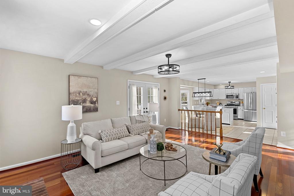 5 GRISWOLD COURT