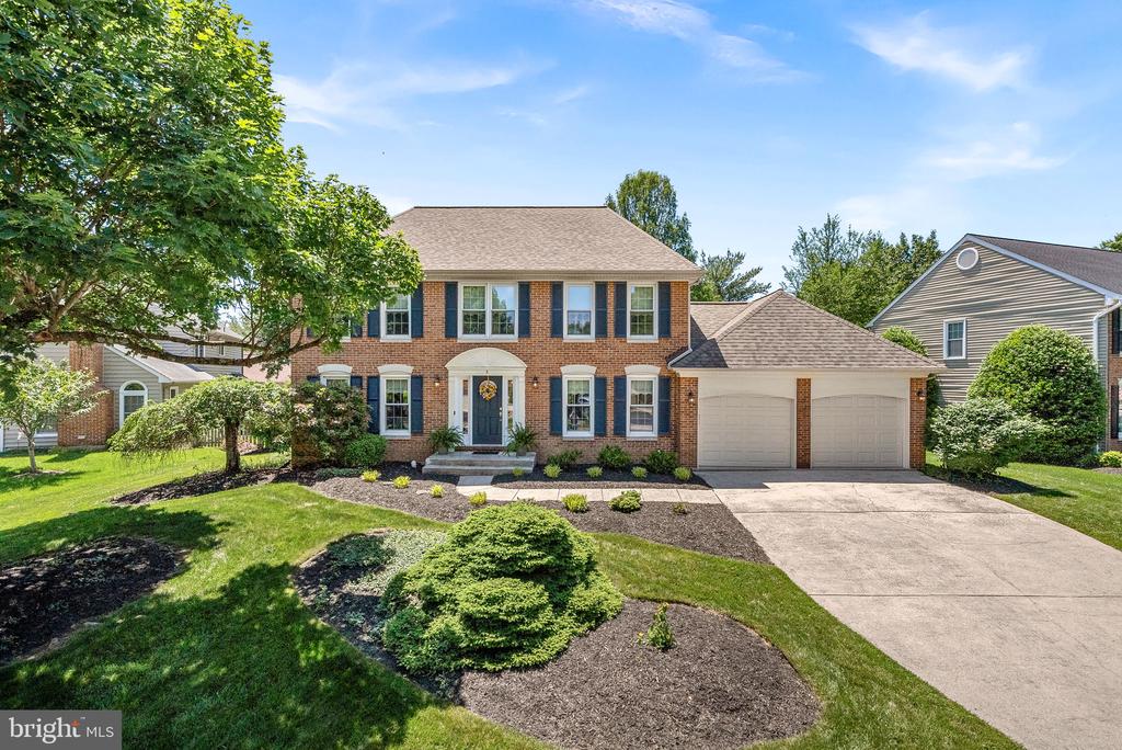 5 GRISWOLD COURT
