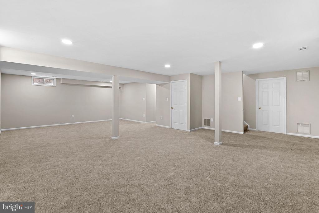 5 GRISWOLD COURT