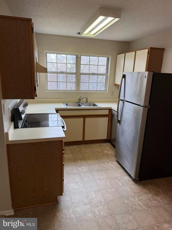 1112 HUNTMASTER TERRACE NE 202