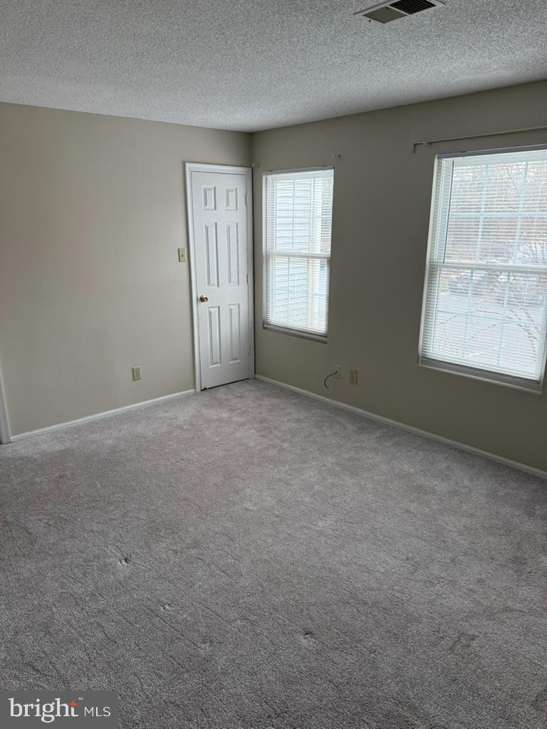 1112 HUNTMASTER TERRACE NE 202