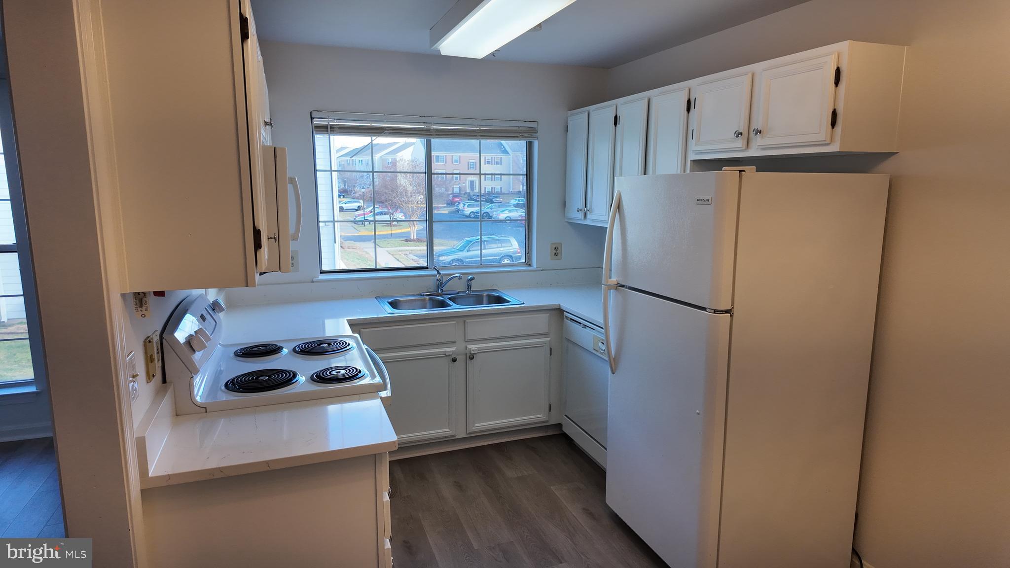 1123 HUNTMASTER TERRACE NE 202