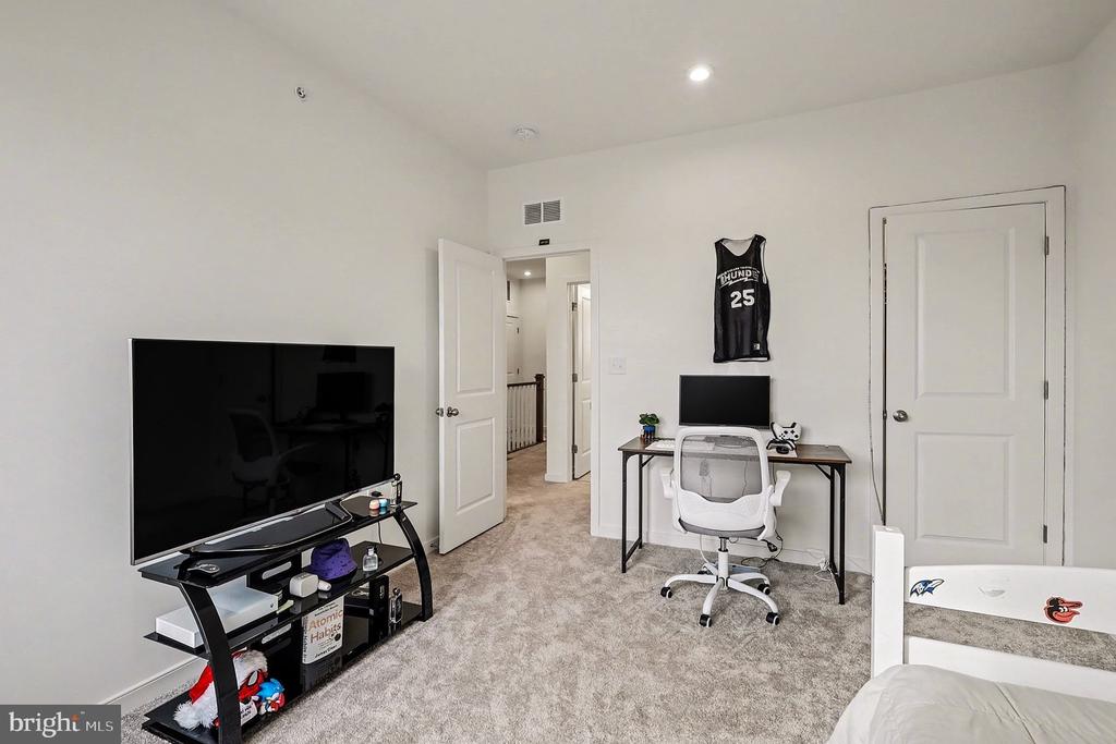 45956 SWALLOW TERRACE