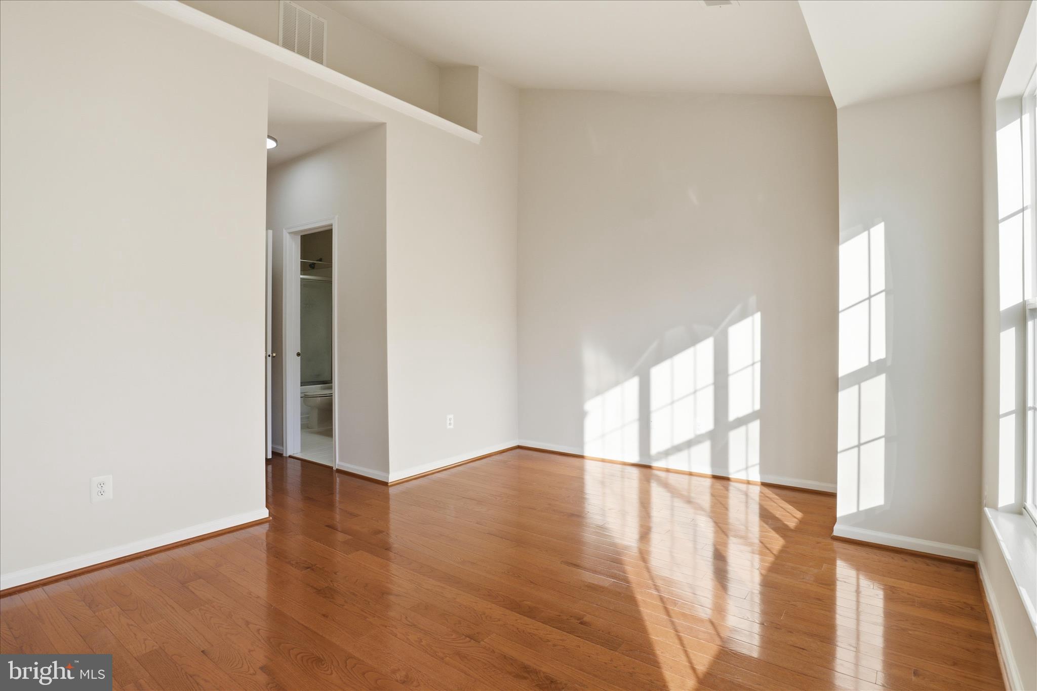 20432 HOMELAND TERRACE