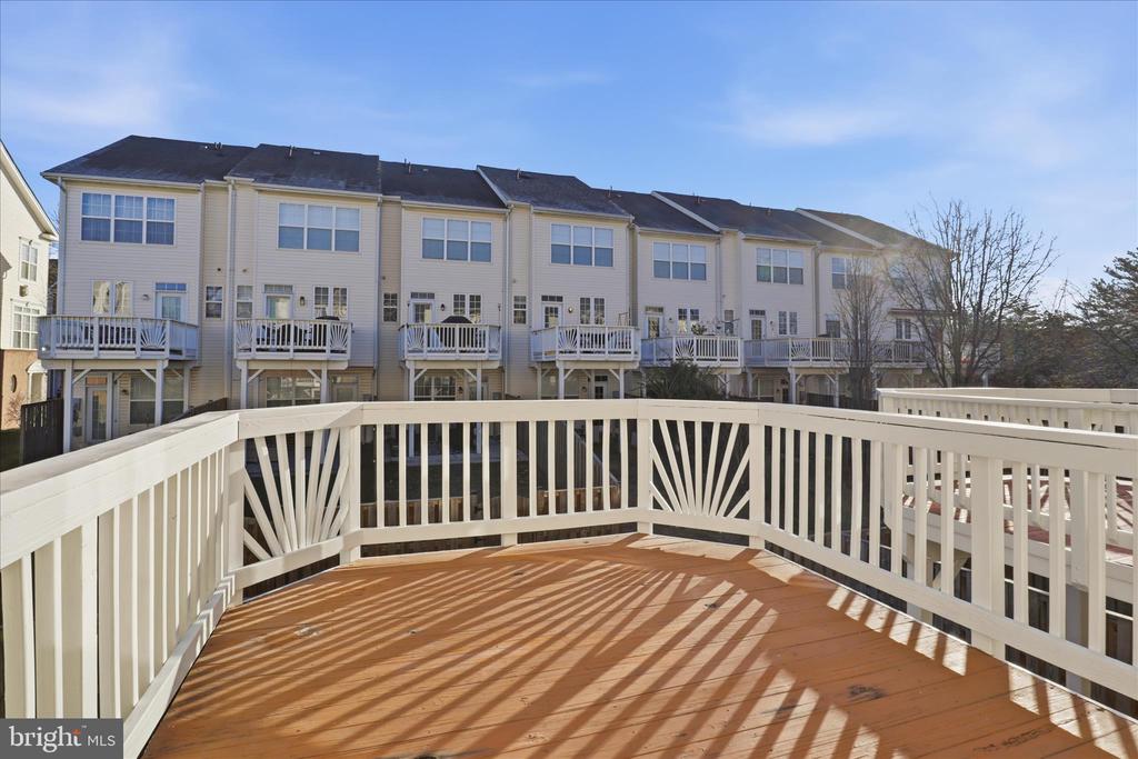 20432 HOMELAND TERRACE