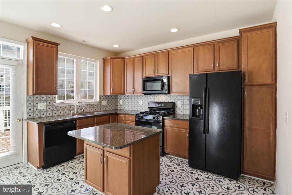 20432 HOMELAND TERRACE