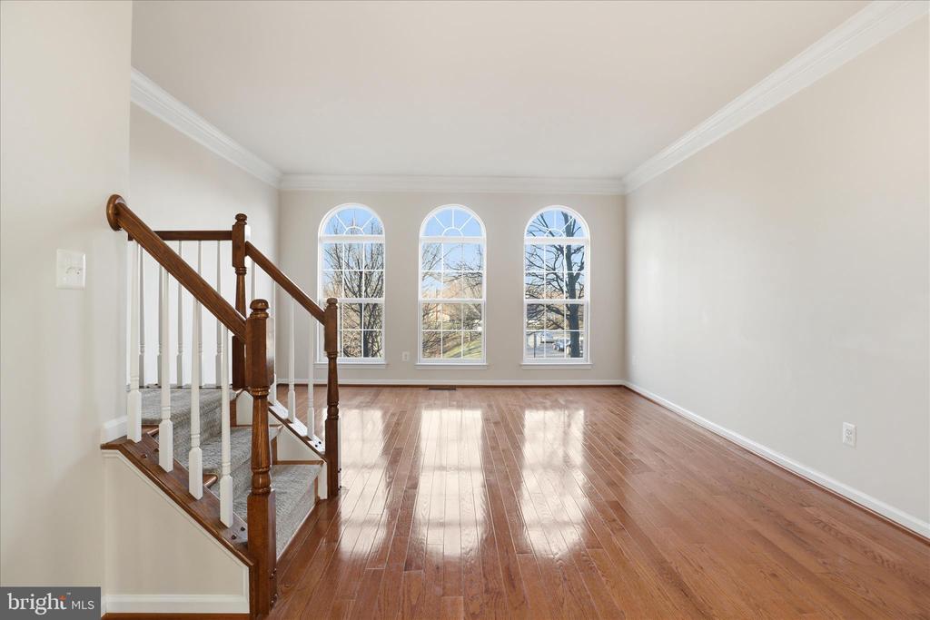 20432 HOMELAND TERRACE