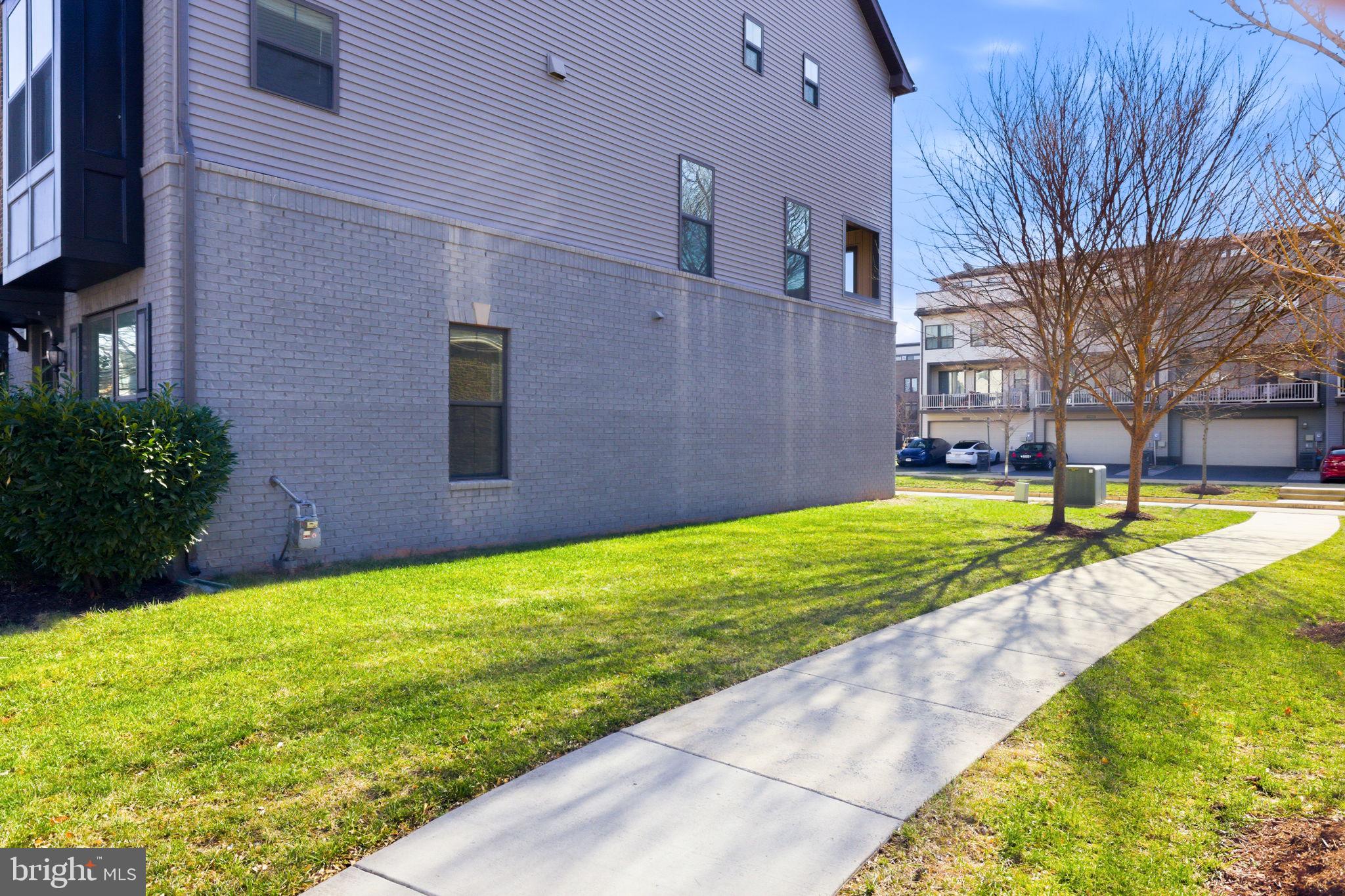 43377 SOUTHLAND STREET