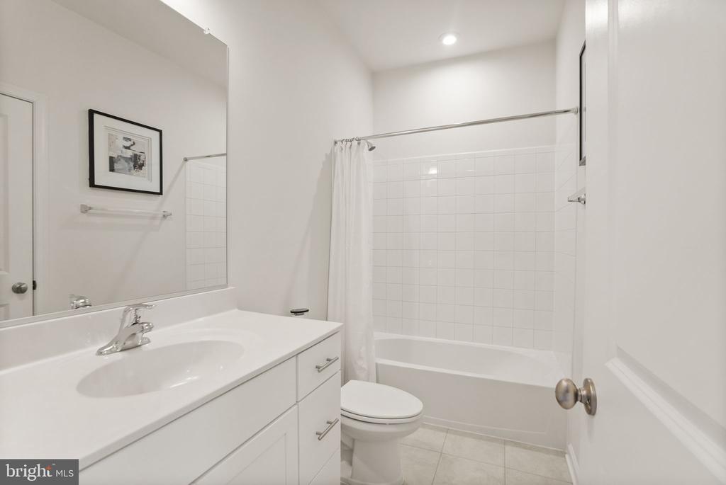 19298 FORKED CREEK TERRACE
