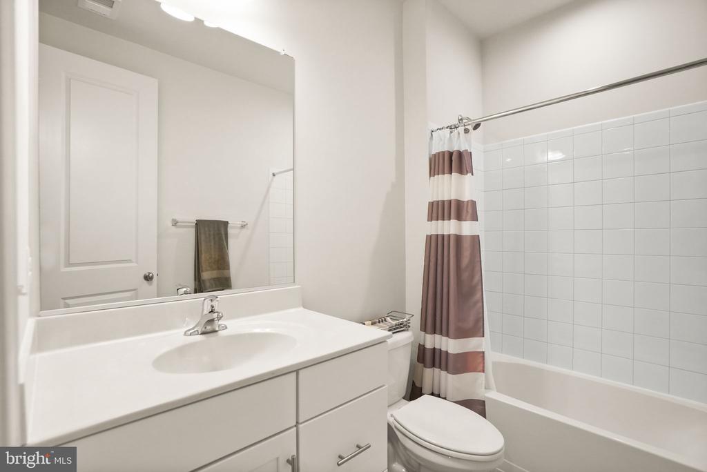 19298 FORKED CREEK TERRACE