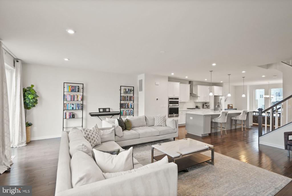19298 FORKED CREEK TERRACE