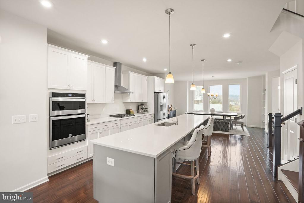 19298 FORKED CREEK TERRACE