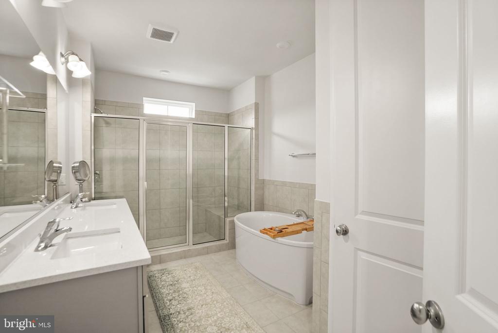 19298 FORKED CREEK TERRACE