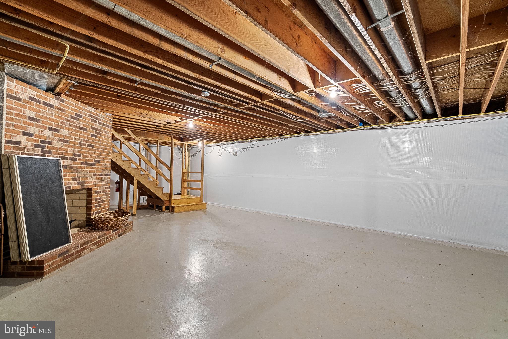 16309 HAMILTON STATION ROAD