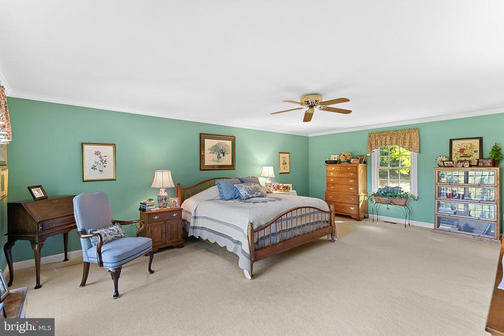 16309 HAMILTON STATION ROAD