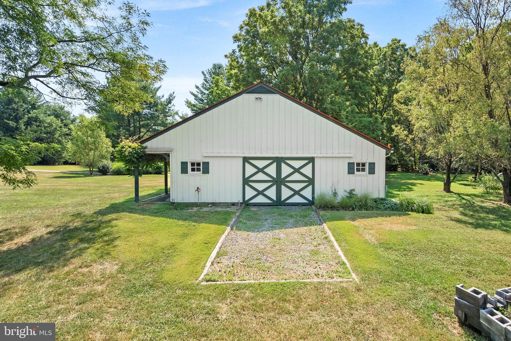 16309 HAMILTON STATION ROAD