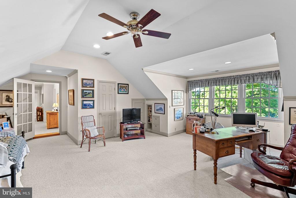 16309 HAMILTON STATION ROAD