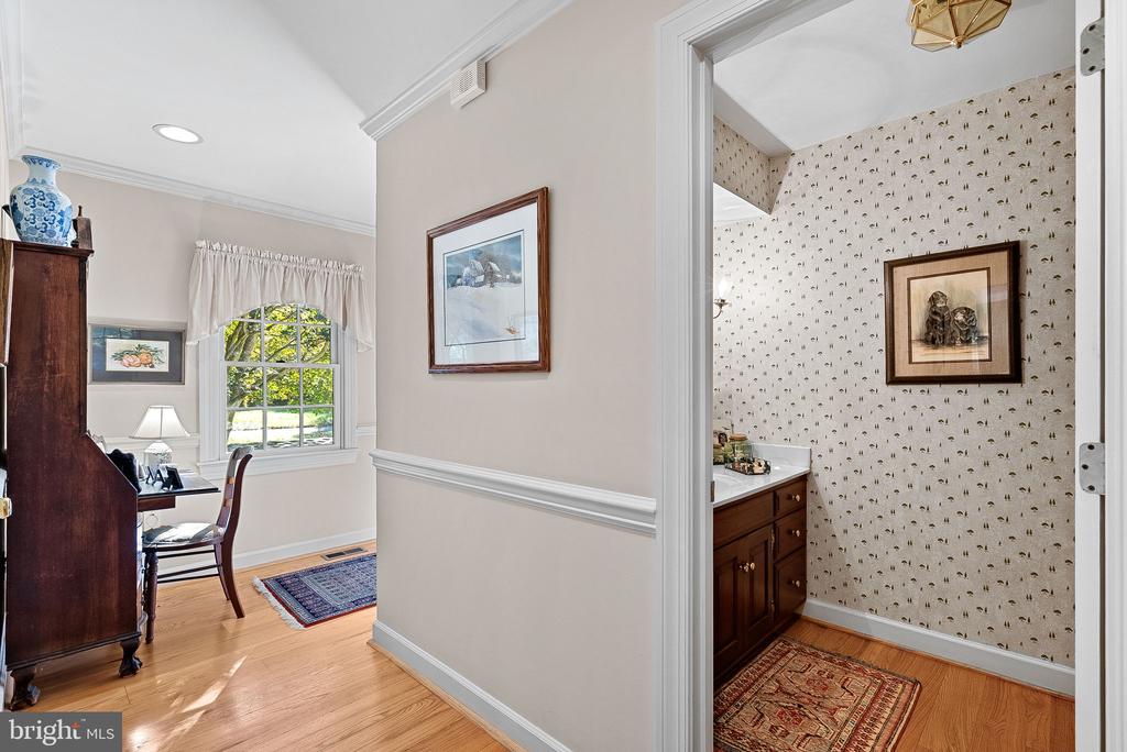 16309 HAMILTON STATION ROAD