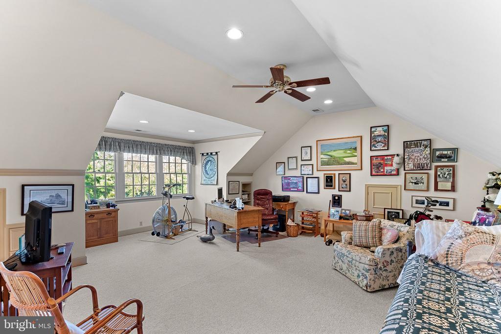16309 HAMILTON STATION ROAD
