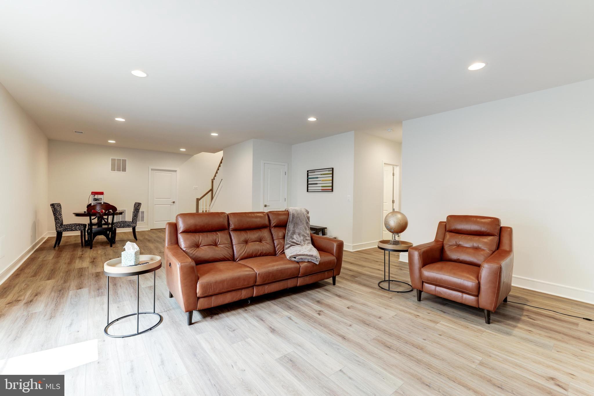 41490 BEDFORD FALLS COURT