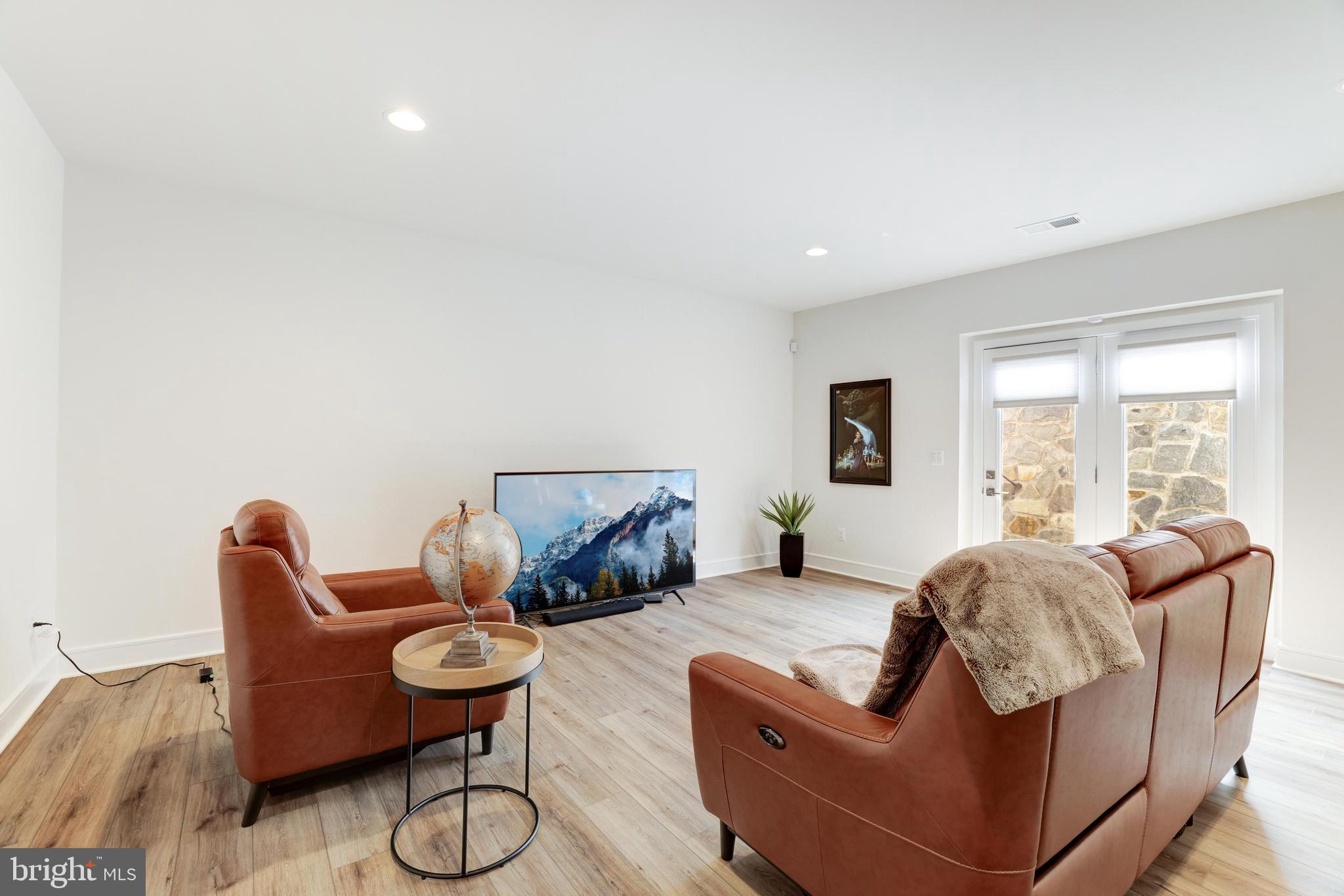 41490 BEDFORD FALLS COURT