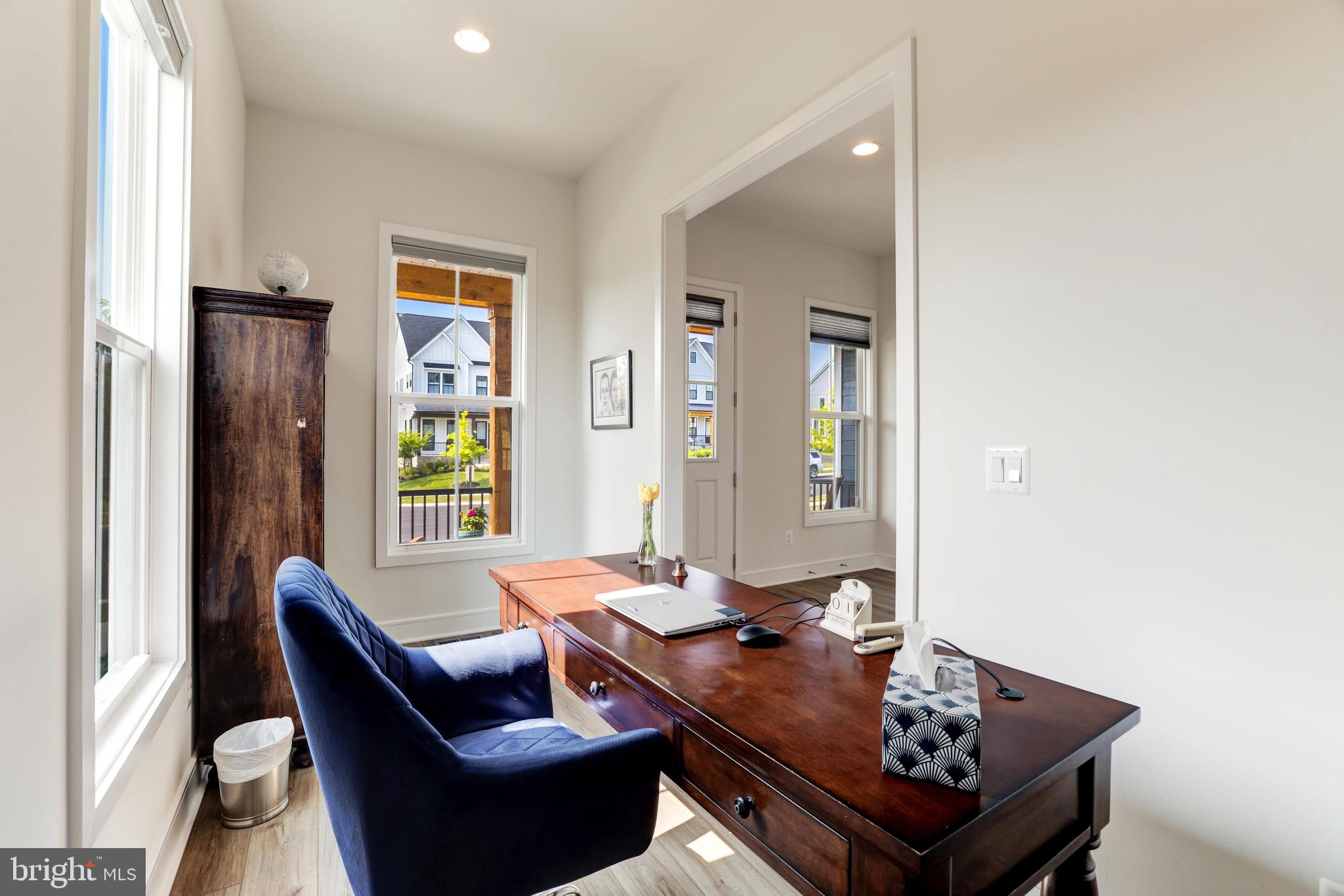 41490 BEDFORD FALLS COURT