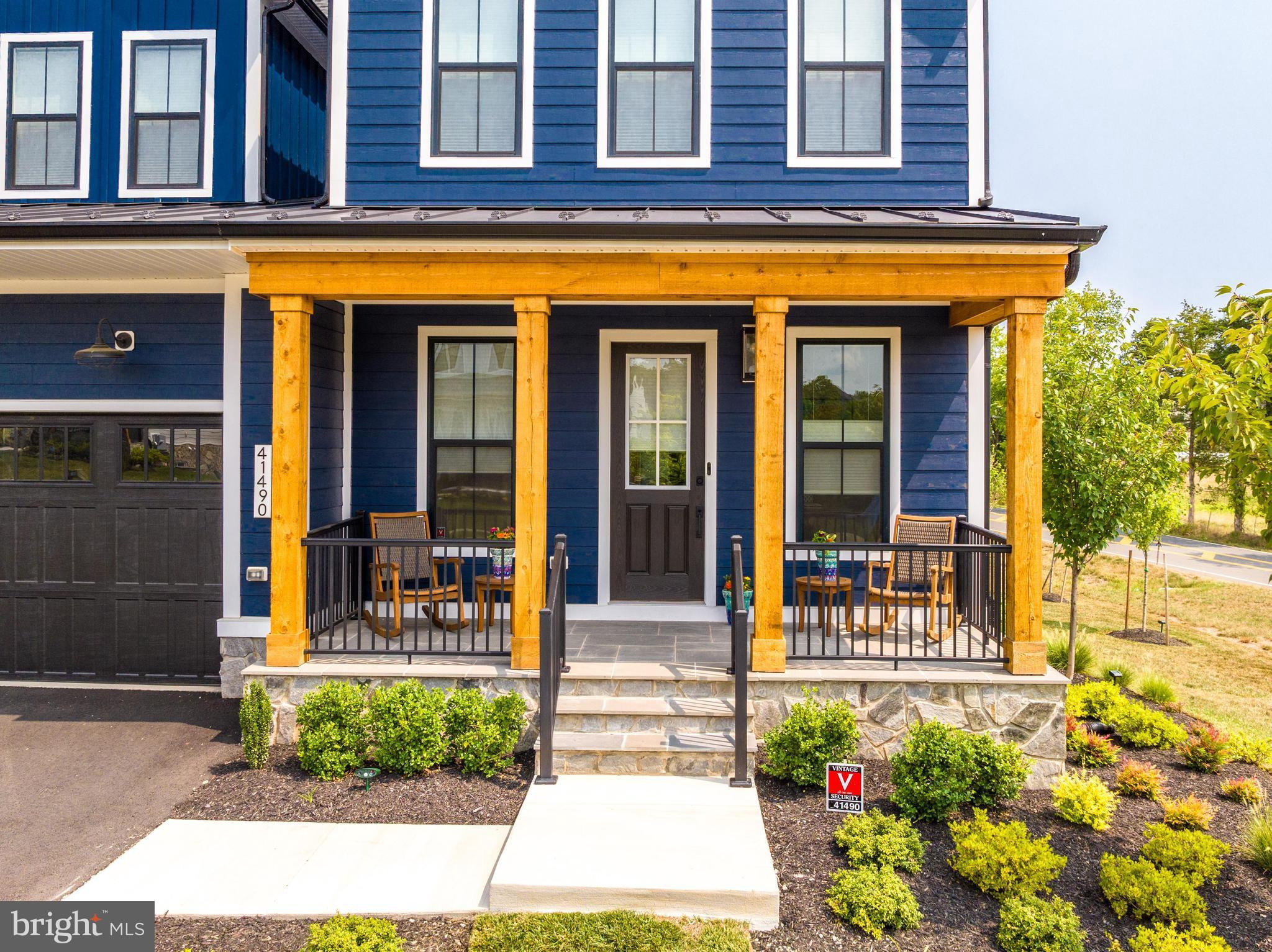 41490 BEDFORD FALLS COURT