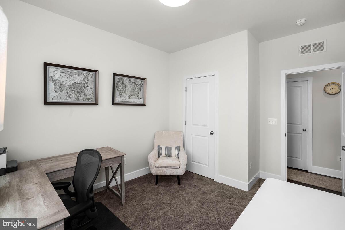 23049 COTTONWILLOW SQUARE