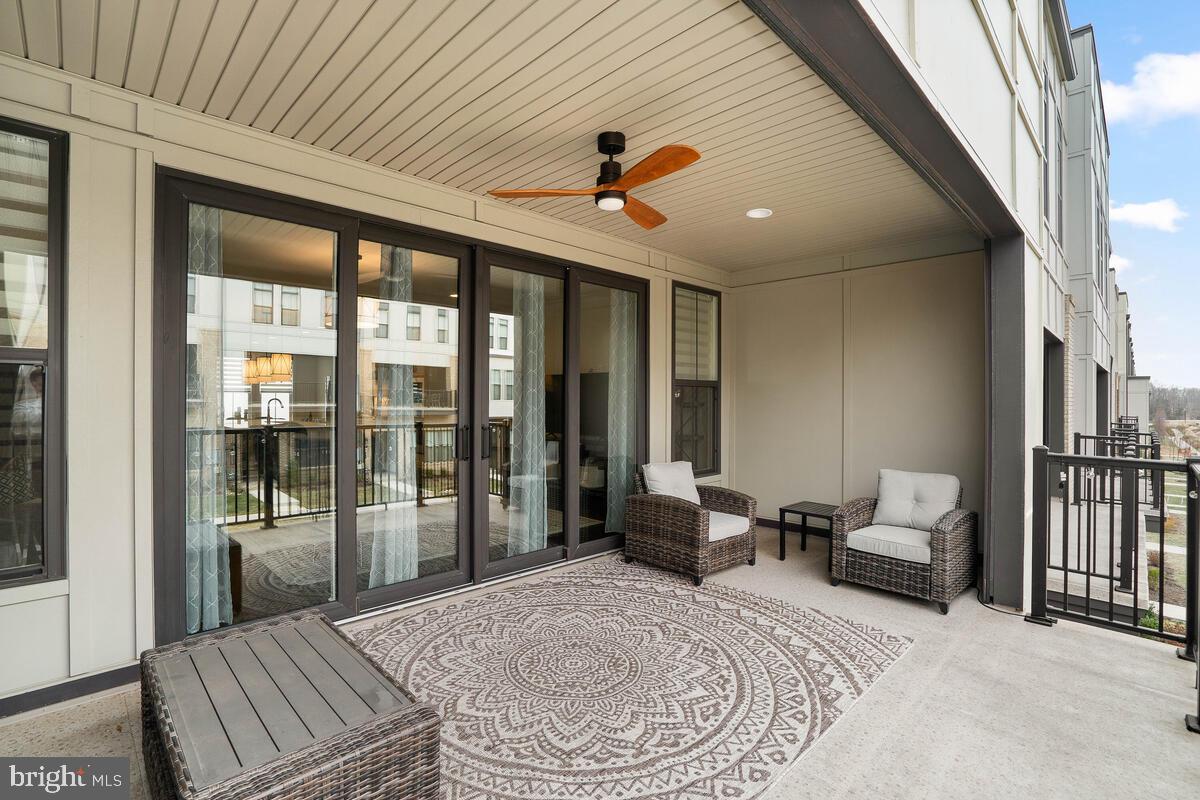 23049 COTTONWILLOW SQUARE