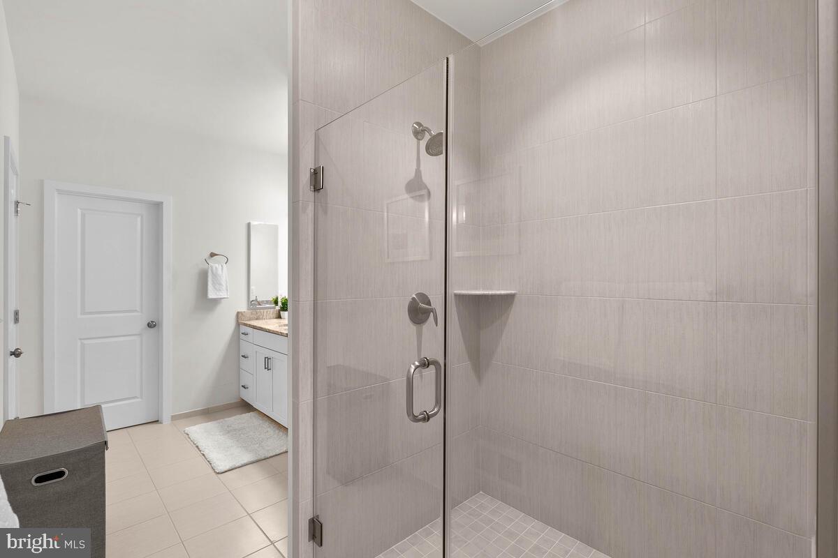 23049 COTTONWILLOW SQUARE