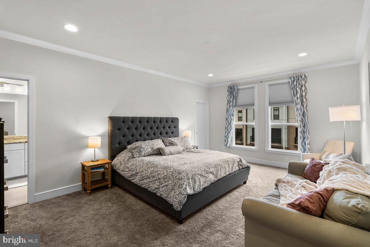 23049 COTTONWILLOW SQUARE