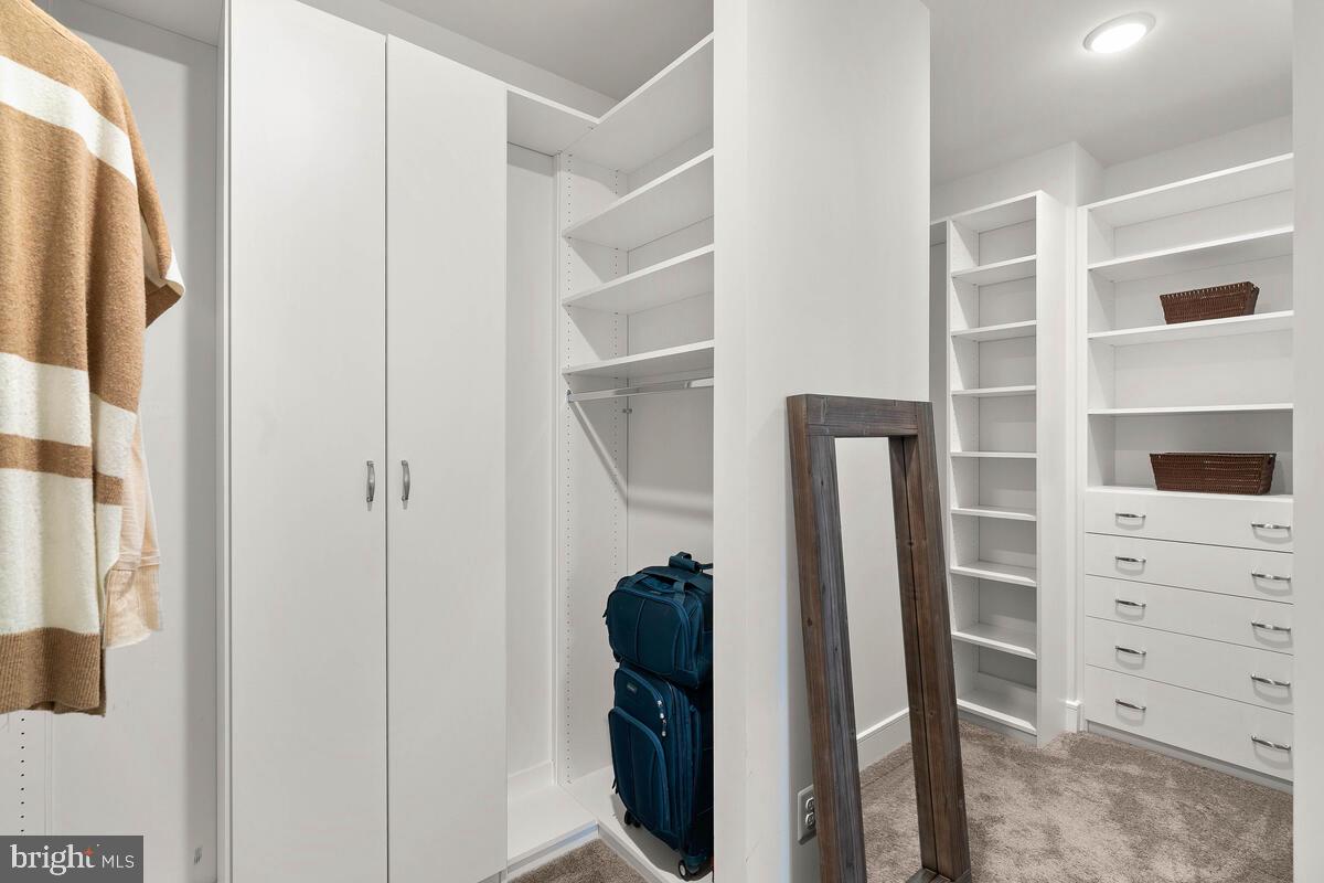 23049 COTTONWILLOW SQUARE