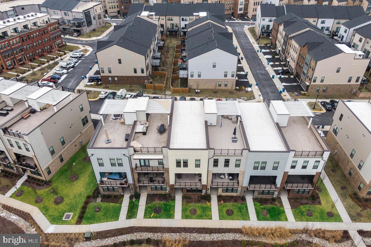 23049 COTTONWILLOW SQUARE