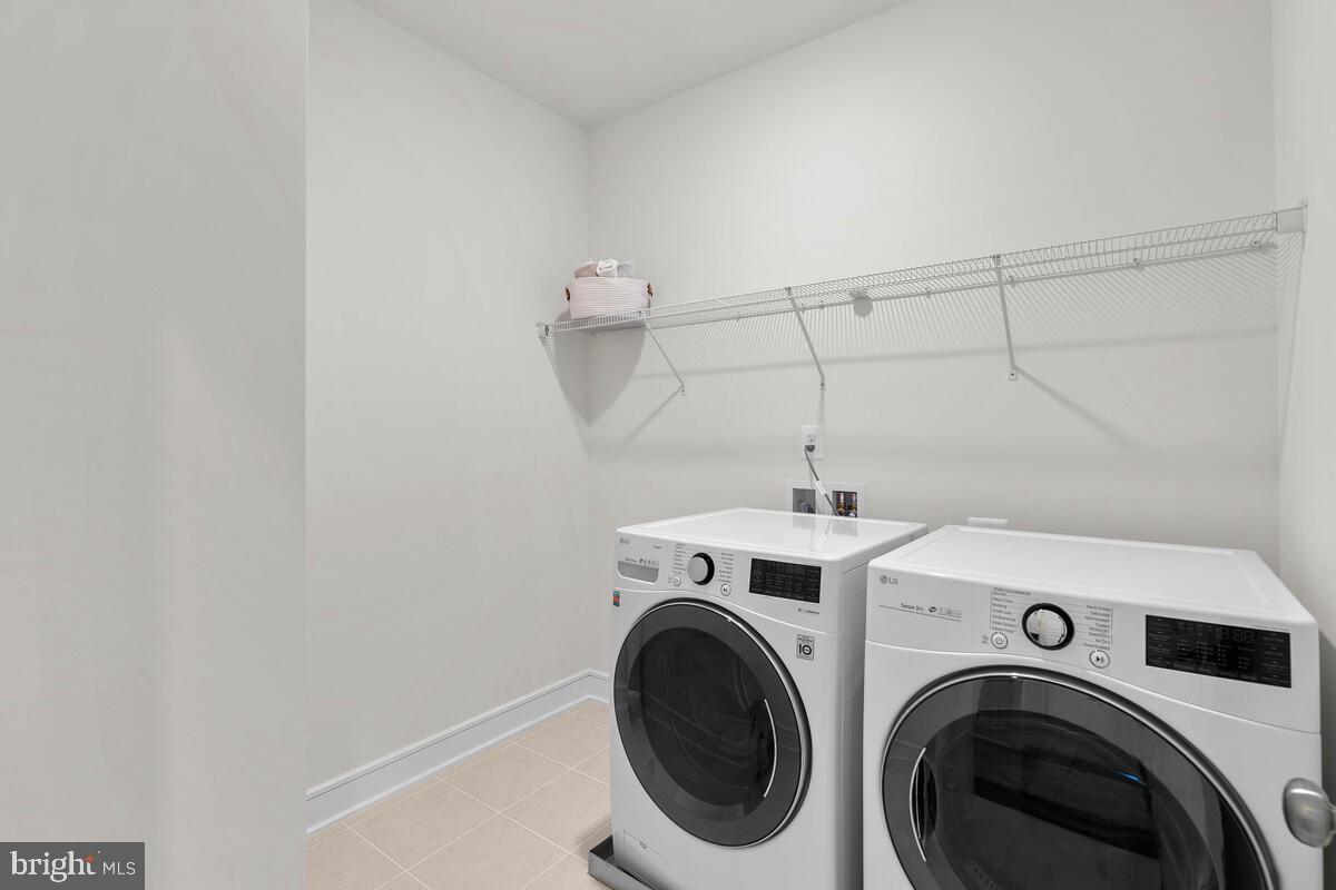 23049 COTTONWILLOW SQUARE