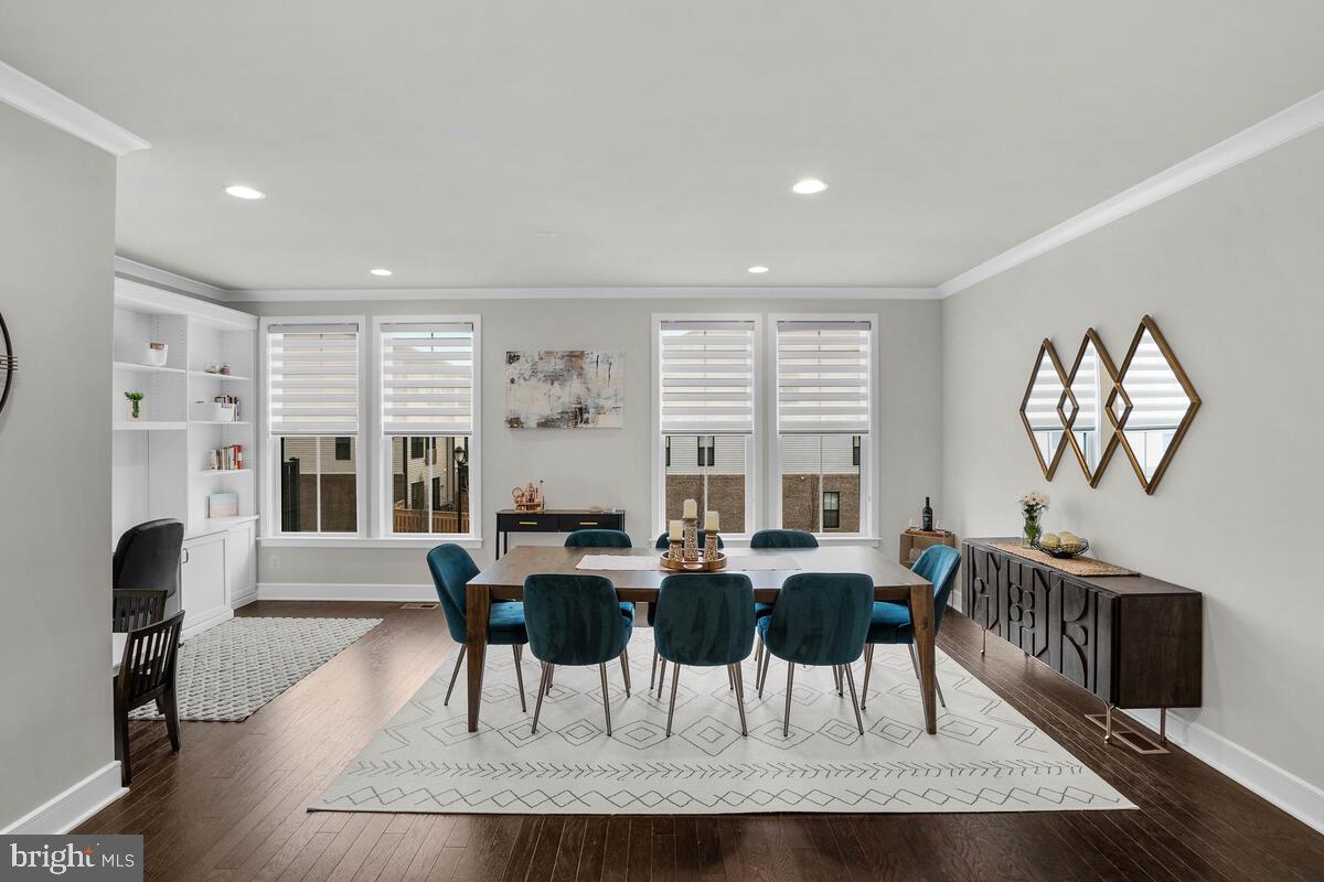 23049 COTTONWILLOW SQUARE