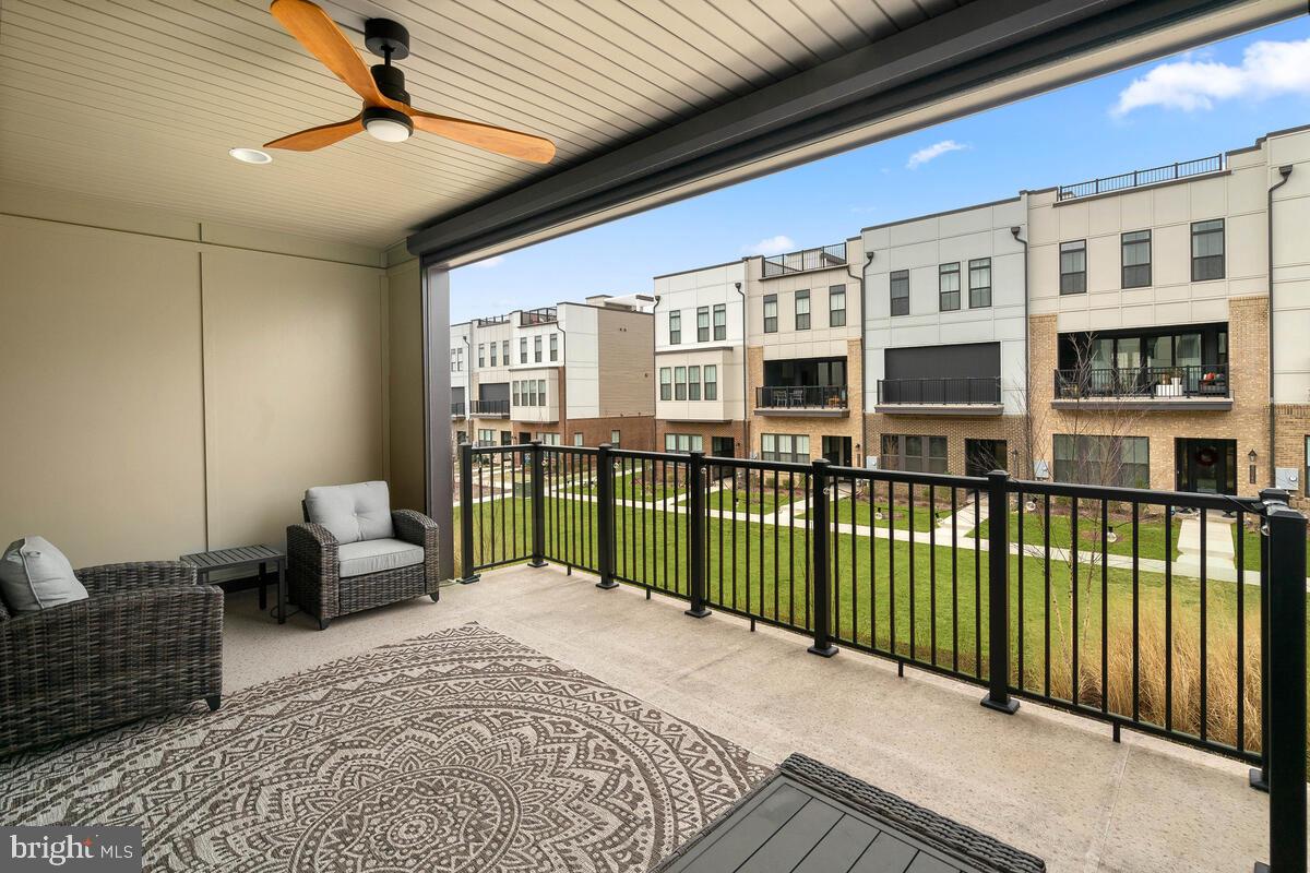 23049 COTTONWILLOW SQUARE