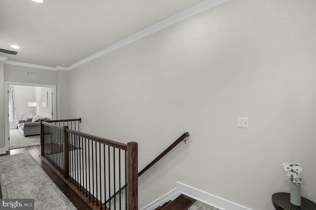 23049 COTTONWILLOW SQUARE