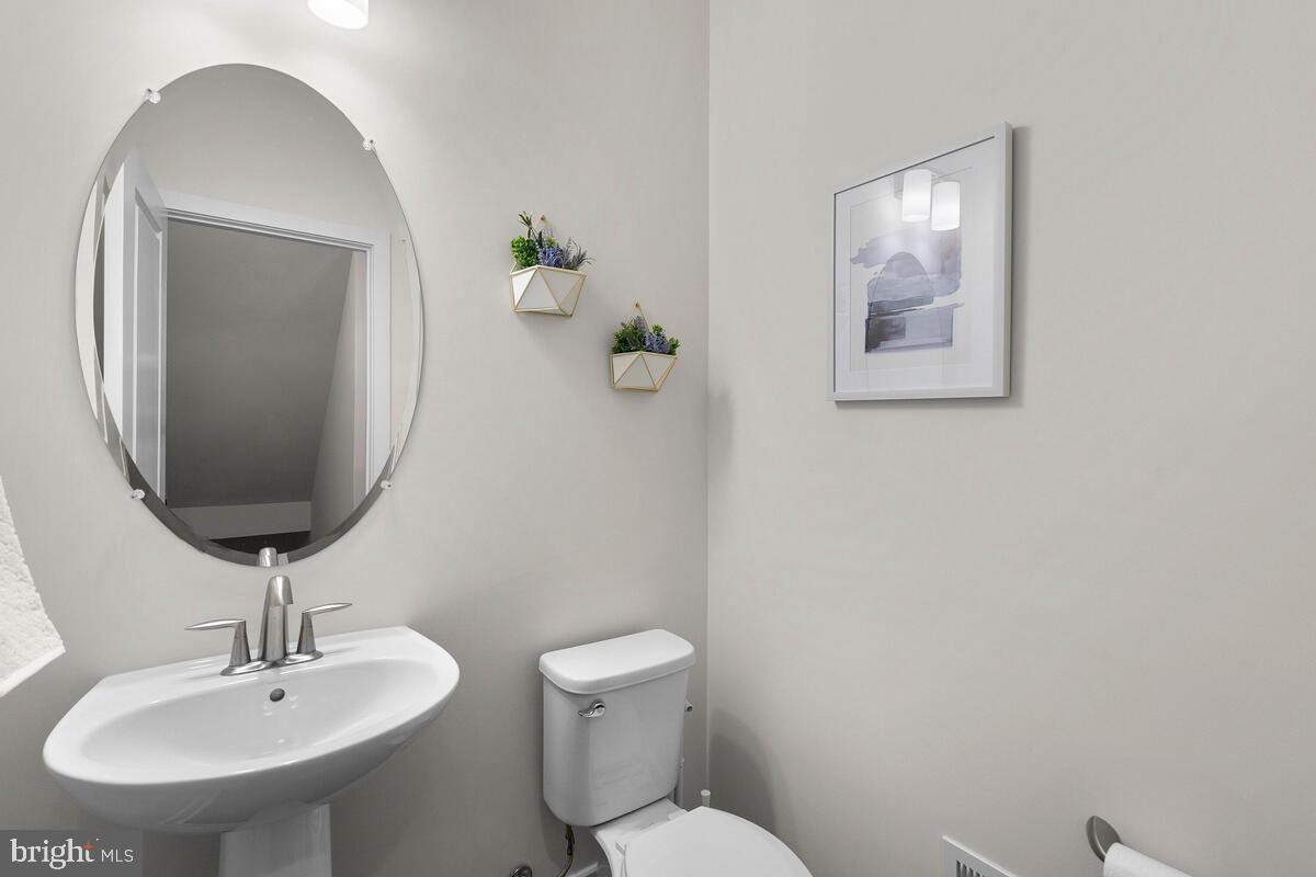 23049 COTTONWILLOW SQUARE