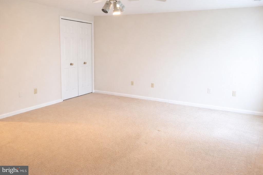 44032 ABERDEEN TERRACE