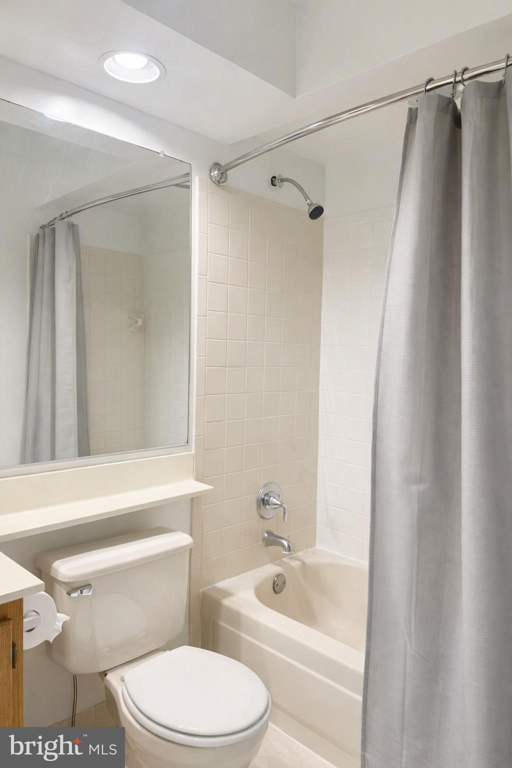 44032 ABERDEEN TERRACE