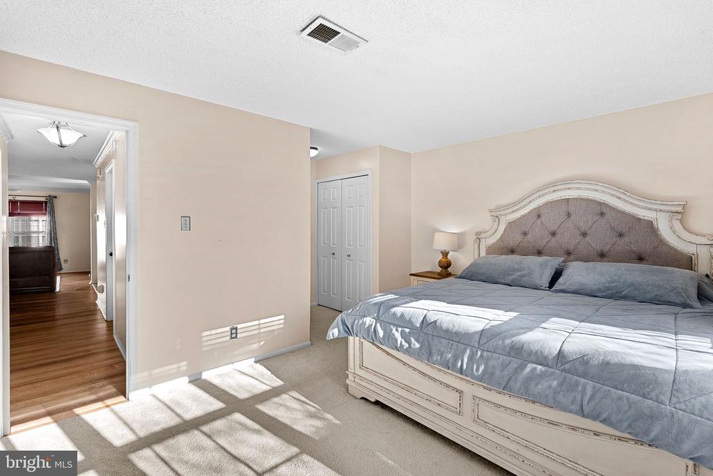 1115 HUNTMASTER TERRACE NE 202