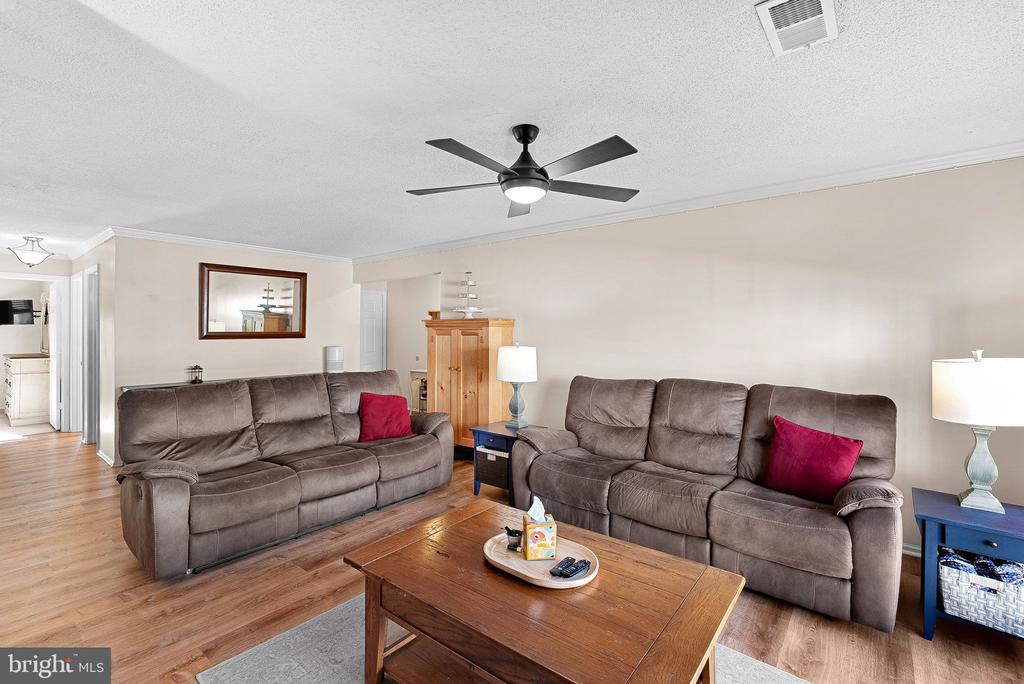 1115 HUNTMASTER TERRACE NE 202